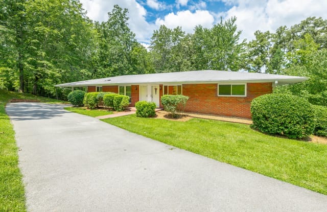 101 Sunset Dr - 101 Sunset Drive, Rossville, GA 30741