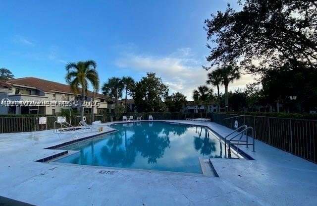 8400 Coral Lake Way Gallery 2