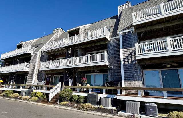 1208 S Harbour Cv Gallery 1
