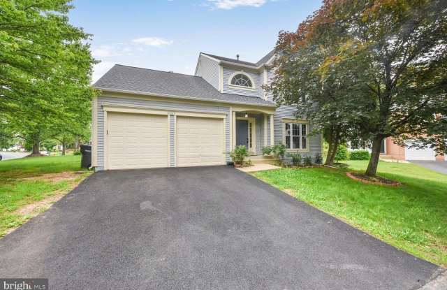46525 HOLLYMEAD PLACE Gallery 2
