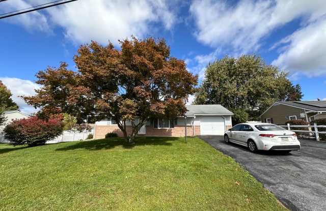 2 Bedroom Single Family Home in Lebanon! Gallery 1