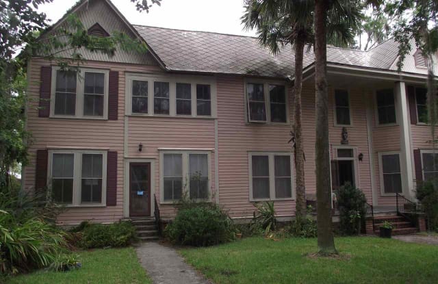 414 NE 5 Avenue 4 - 414 NE 5th Ave, Gainesville, FL 32601