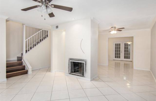 11891 Algonquin Drive Gallery 2