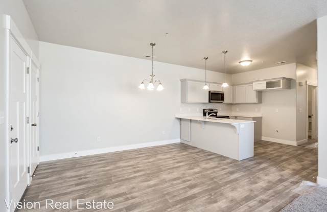 3696 W 1850 N, Q202 Gallery 4