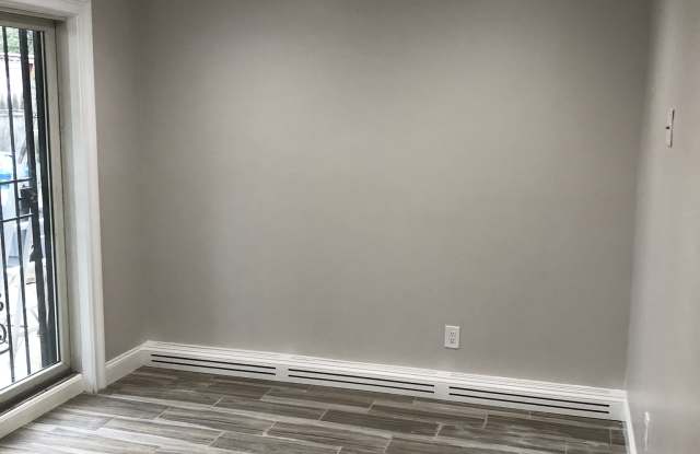 2404 Tiemann Avenue Gallery 4