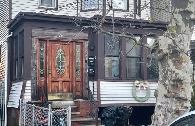 38 WINFIELD AVE - 38 Winfield Ave, Jersey City, NJ 07305