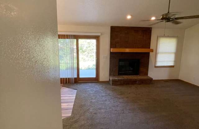 2315 43rd Avenue Ct. Gallery 3