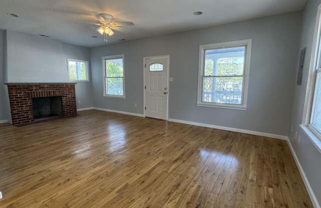 4 N Hillside Gallery 2