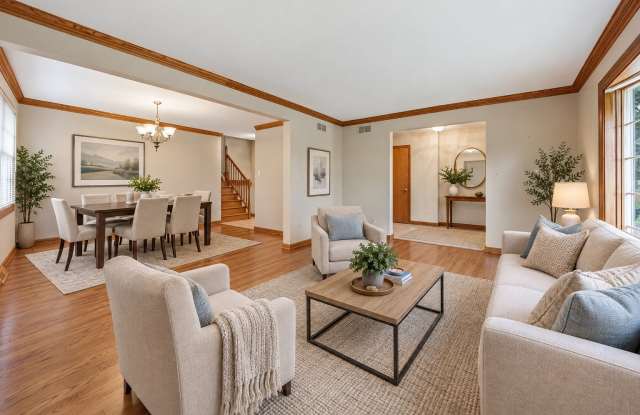 7802 Sawyer Road Gallery 3