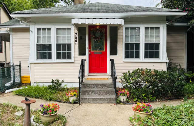 Charming 2BR/2BA Bungalow in Takoma Park photos photos Charming 2BR/2BA Bungalow in Takoma Park photos photos