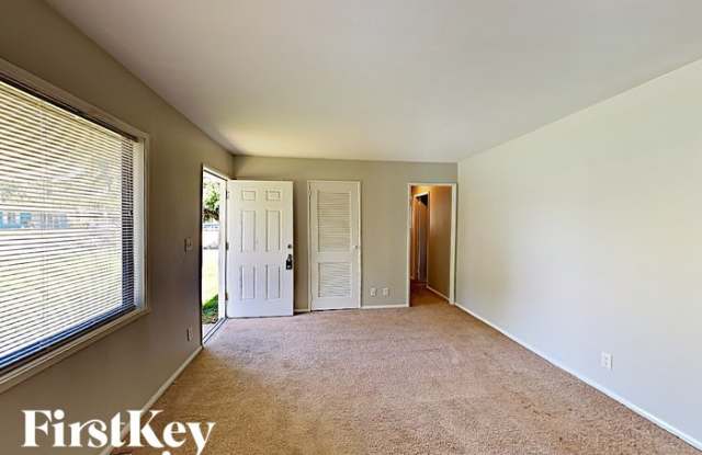 4014 Bertrand Road Gallery 3