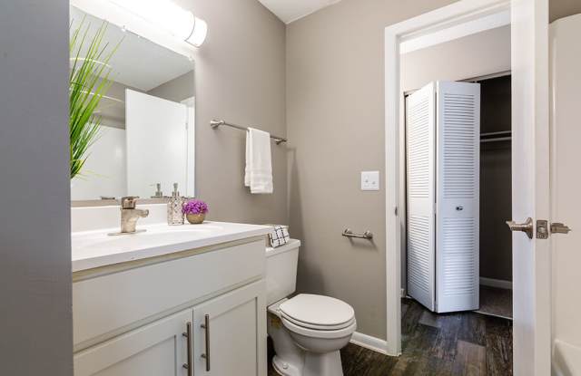 Priest Lake Apartments Gallery 4