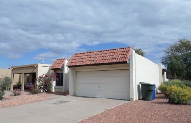 5417 South Mitchell Drive Gallery 2