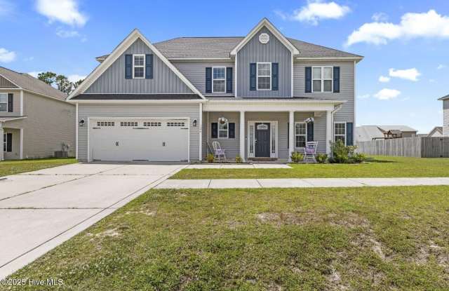 326 Aquamarine Circle - 326 Aquamarine Circle, Onslow County, NC 28546