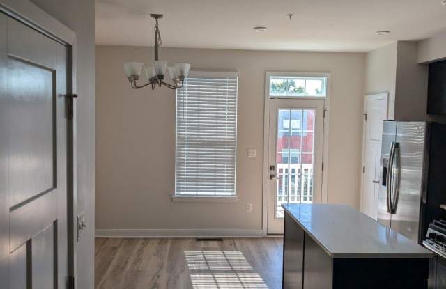 1229 TRENTON Place SE Gallery 4