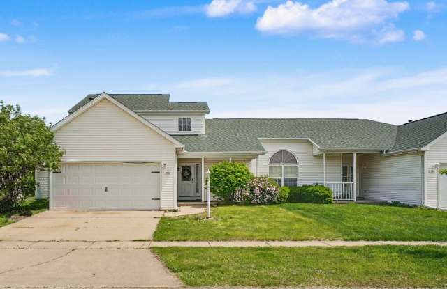 Pond-View 3BR + Office, Main-Floor Primary, 2-Car Garage – Move-In Ready Gallery 3