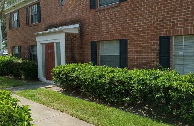 2 Bedroom, 1.5 Bathroom Condo For Rent at 1436 Holden Ave Orlando FL 32839 photos photos