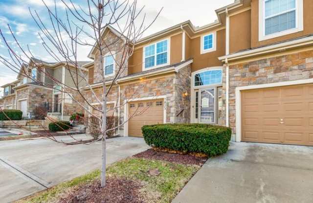 7823 West 158th Court Gallery 2