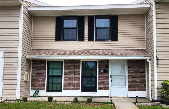 2816 Manor Drive NE photos photos