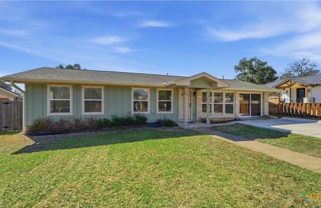 1409 Highland Drive photos photos