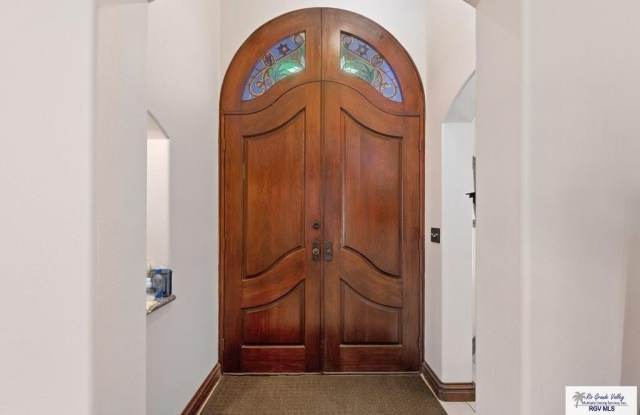 6037 DIAMONDBACK DR. Gallery 2