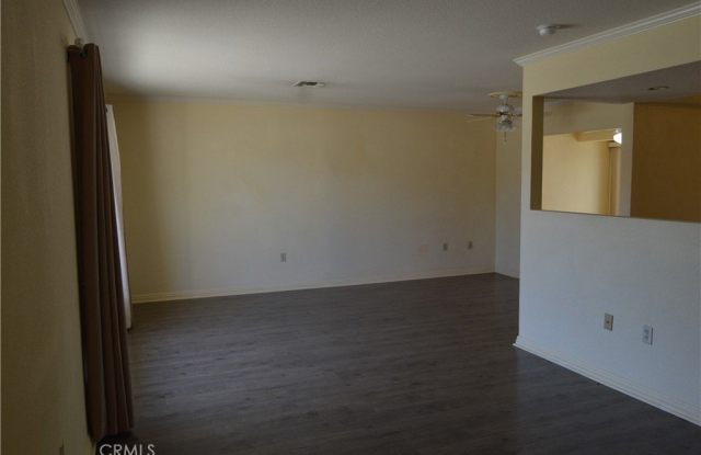 27205 Wentworth Drive Gallery 3