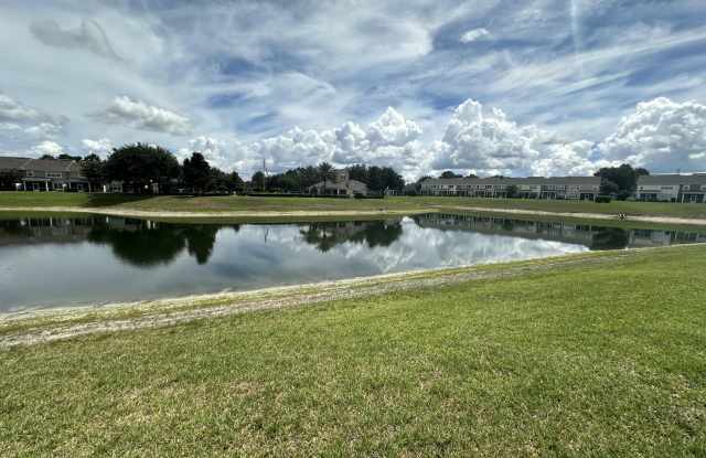 6340 AUTUMN BERRY Circle Gallery 3