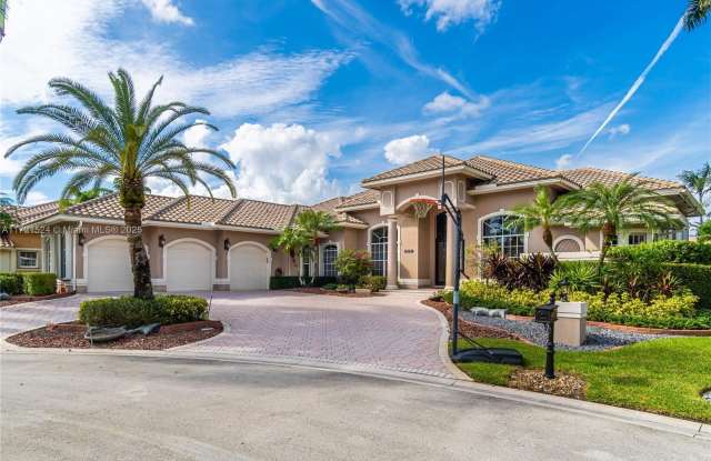 12721 NW 15th St photos photos