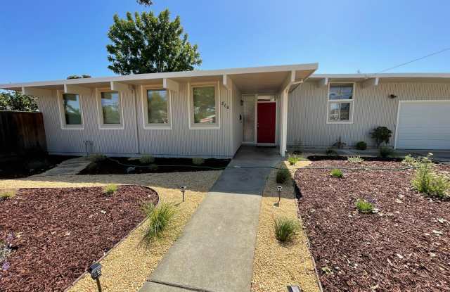 Gorgeous Upgraded Home Available Now! photos photos