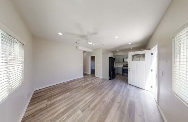 4BD/2BA on East Falls!! Gallery 4