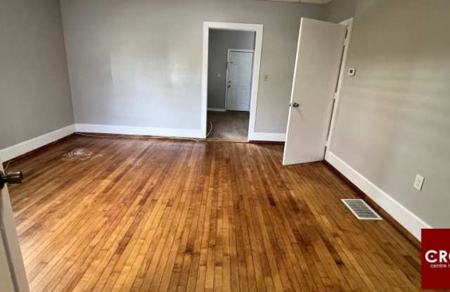 232 Pleasant St. Gallery 4