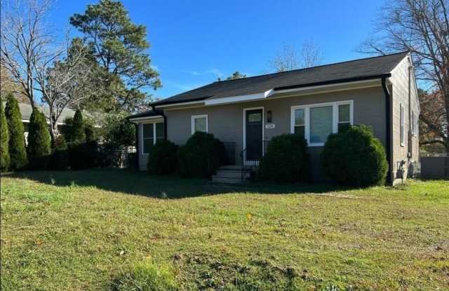124 Holly Springs Road - 124 Holly Springs Road, Holly Springs, NC 27540