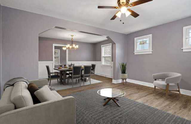 Single Family 3 Bed / 2 Bath Home ($0 Security Deposit Options!) Gallery 2
