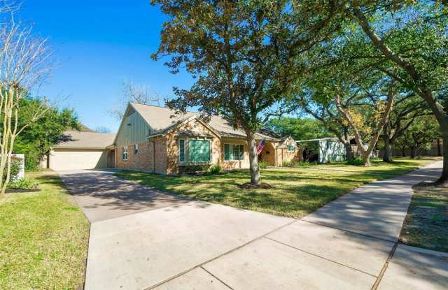 4906 Heatherglen Drive Gallery 2