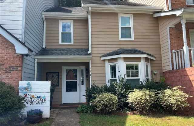 1100 Country Club Place NW Gallery 1