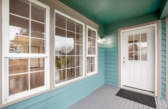 3bd/2.5ba House in Tacoma Gallery 3