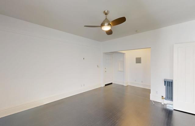 701 Taylor Gallery 2