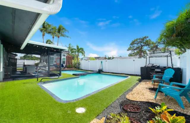 3952 Green Forest Dr - 3952 Green Forest Drive, Palm Beach County, FL 33436