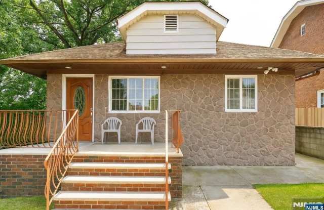 130 E Edsall Avenue photos photos