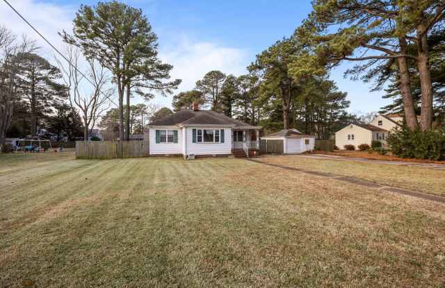 Cozy Home on a Quiet Street - 525 Virginian Drive, Norfolk, VA 23505