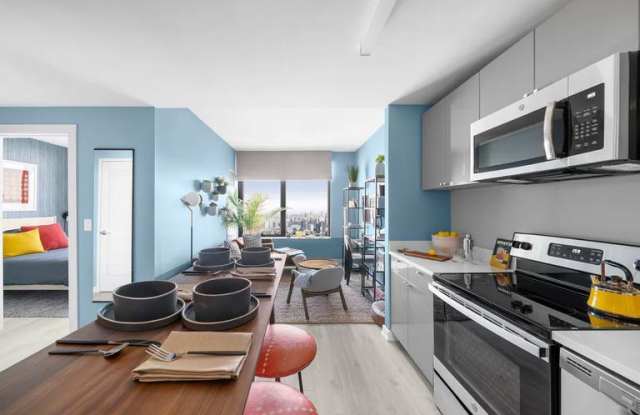 605 Pavonia photos photos