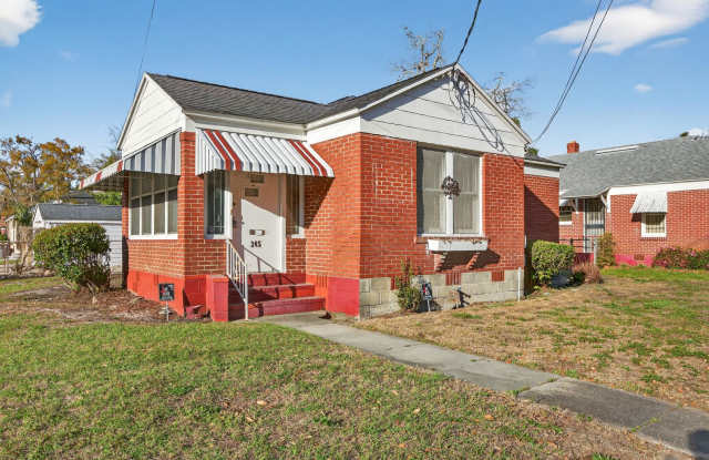 Spacious 3-Bedroom Corner Home with Garage  Private Courtyard photos photos