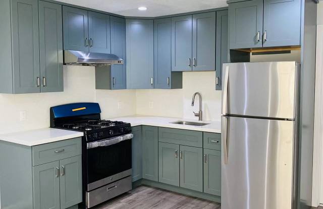 1925 Sutter Ave Unit# B photos photos