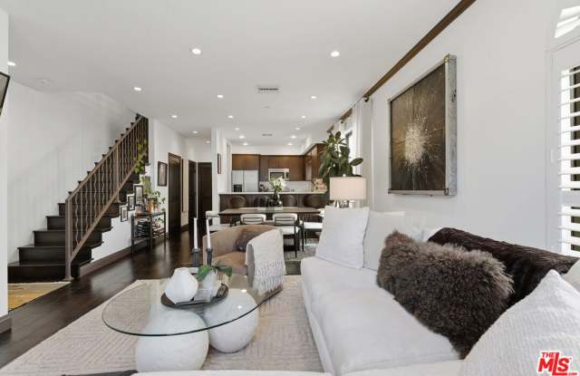 500 Orlando Avenue photos photos