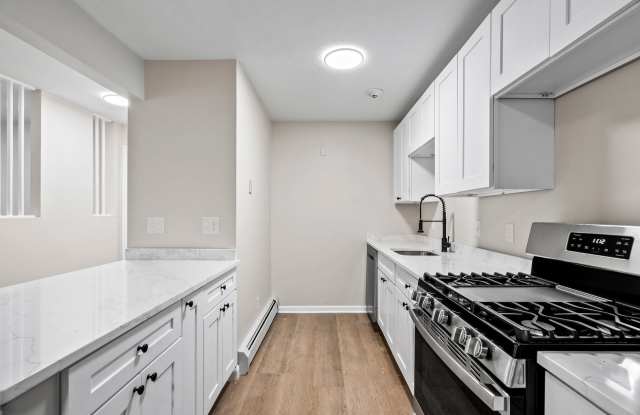 Huge 2-Bed 2-Bath Newly Renovated Unit In Cranston! photos photos