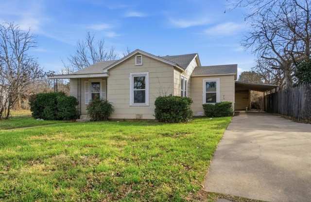 2857 S 5TH Street photos photos