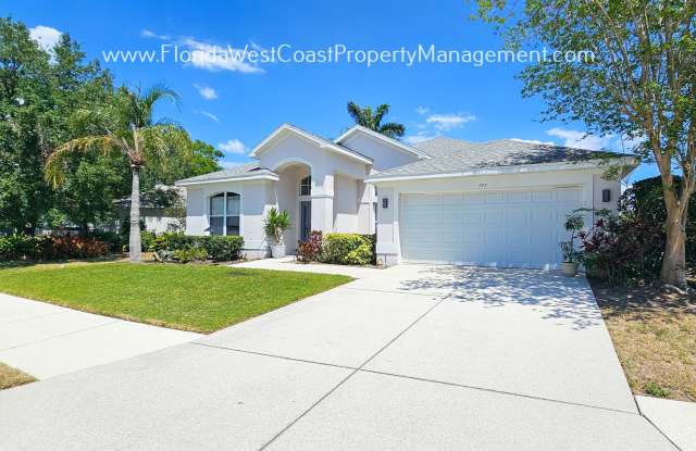 OUTSTANDING LOCATION! LARGE POOL HOME MOVE IN READY FOR YOU! - 747 Autumncrest Drive, Fruitville, FL 34232 OUTSTANDING LOCATION! LARGE POOL HOME MOVE IN READY FOR YOU! - 747 Autumncrest Drive, Fruitville, FL 34232