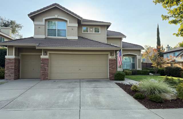 556 Fifteen Mile Dr photos photos