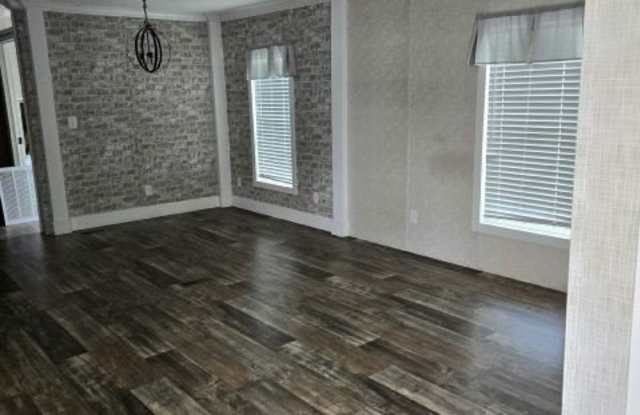 7230 4th Street N photos photos