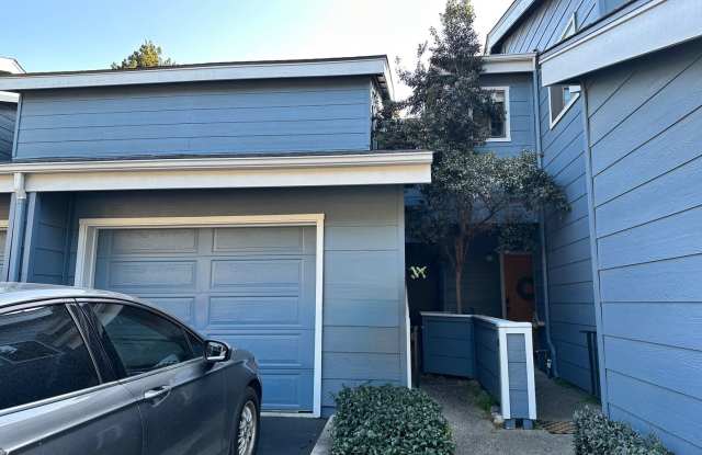 2225 Exposition Drive #17 photos photos